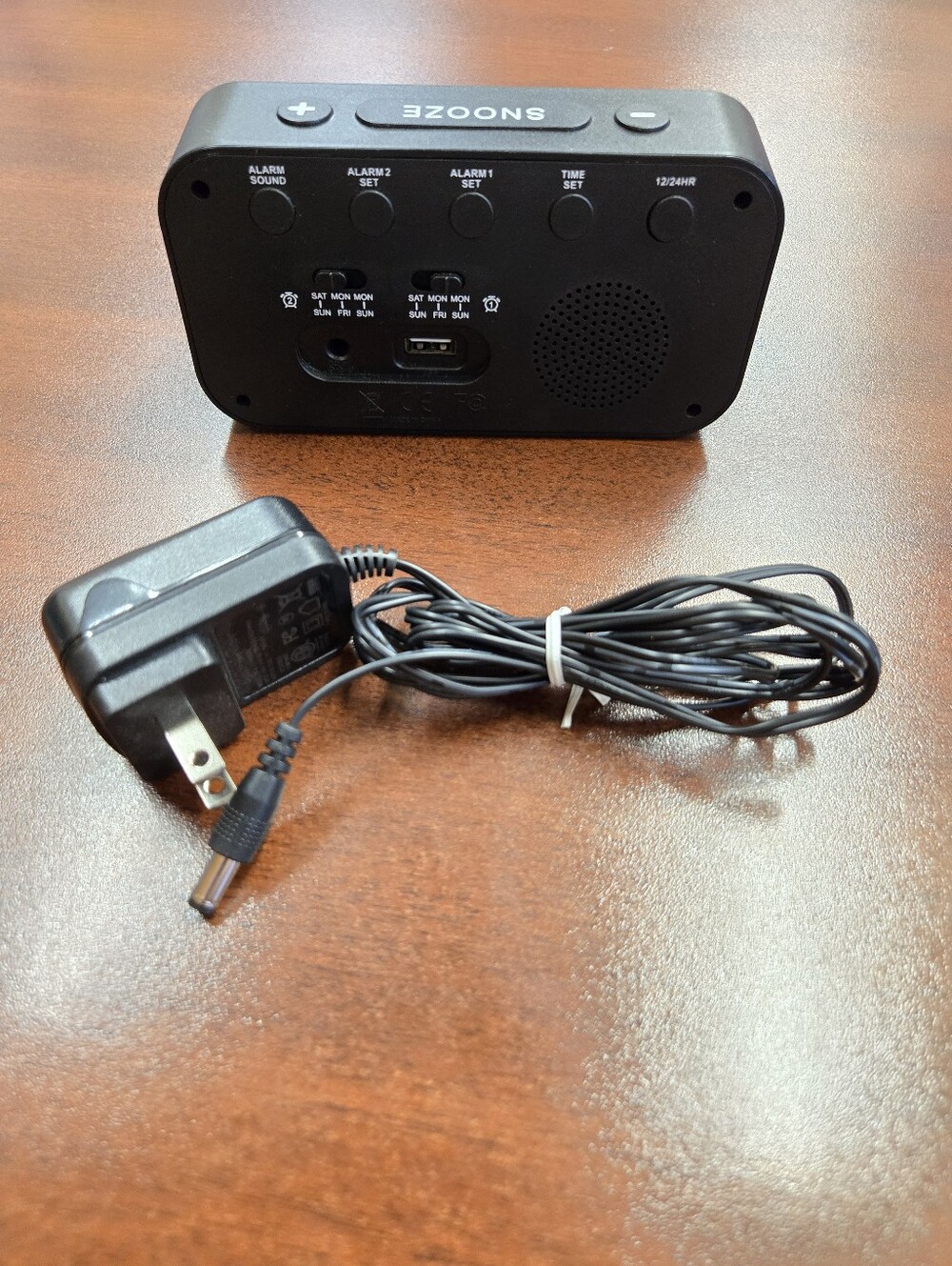 Digital LED Alarm Clock ⏰️ - Picture 9 of 10